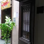Safary Hostel